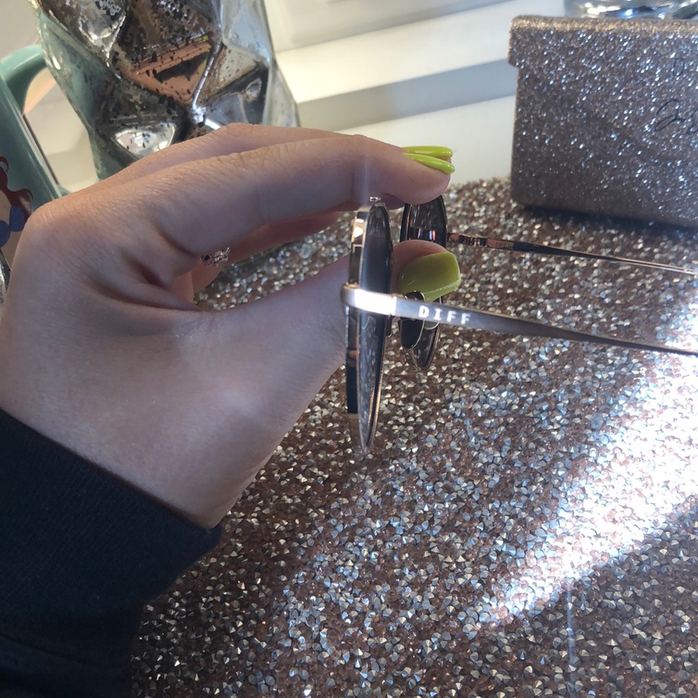 Diffxjjd Dash Blue Mirror Sunglasses - image 2